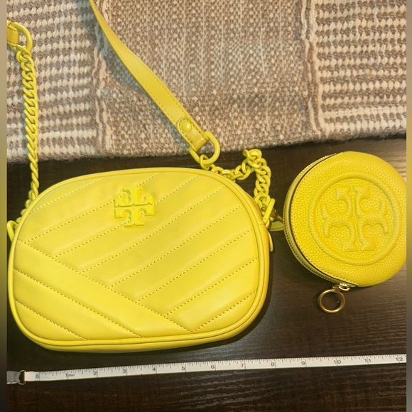 Tory Burch Kira Chevron Powder Coated Camera Bag- Size OS - Picture 16 of 16